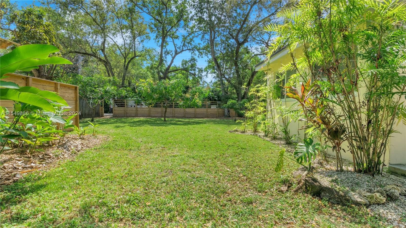 7341 64th Ct, South Miami, FL, 33143 United States, 3 Bedrooms Bedrooms, ,2 BathroomsBathrooms,Residential,For Sale,64th Ct,A11549886