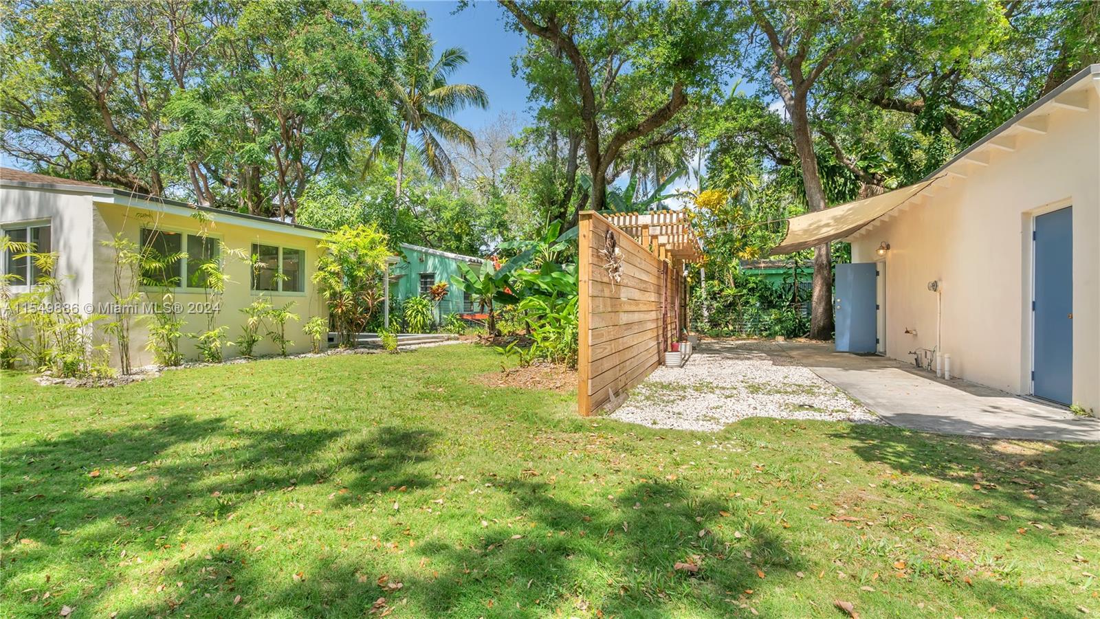 7341 64th Ct, South Miami, FL, 33143 United States, 3 Bedrooms Bedrooms, ,2 BathroomsBathrooms,Residential,For Sale,64th Ct,A11549886