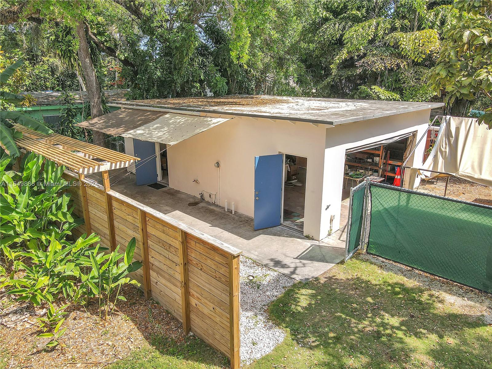 7341 64th Ct, South Miami, FL, 33143 United States, 3 Bedrooms Bedrooms, ,2 BathroomsBathrooms,Residential,For Sale,64th Ct,A11549886