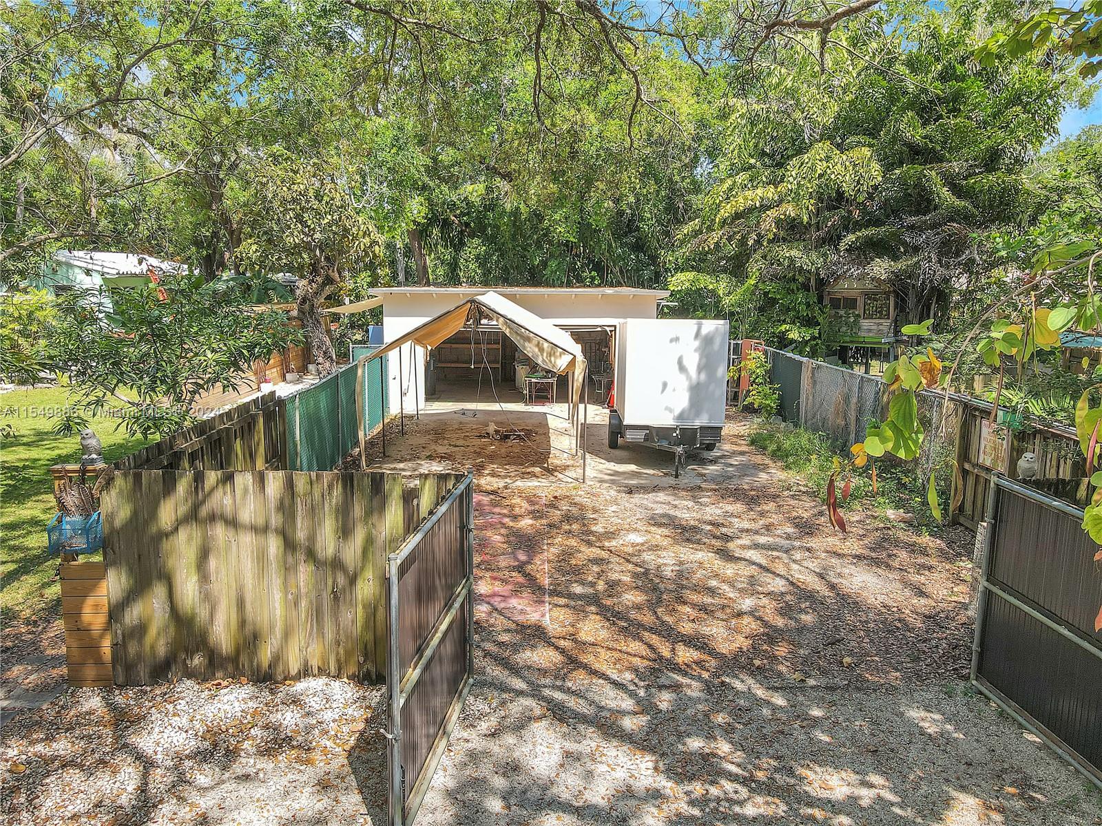 7341 64th Ct, South Miami, FL, 33143 United States, 3 Bedrooms Bedrooms, ,2 BathroomsBathrooms,Residential,For Sale,64th Ct,A11549886
