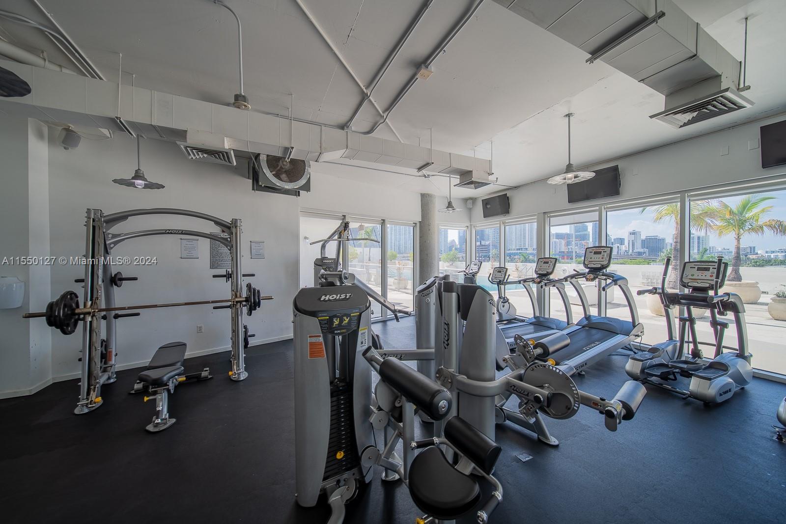 10 SW South River Dr 910, Miami, Florida 33130, 1 Bedroom Bedrooms, ,1 BathroomBathrooms,Residentiallease,For Rent,10 SW South River Dr 910,A11550127