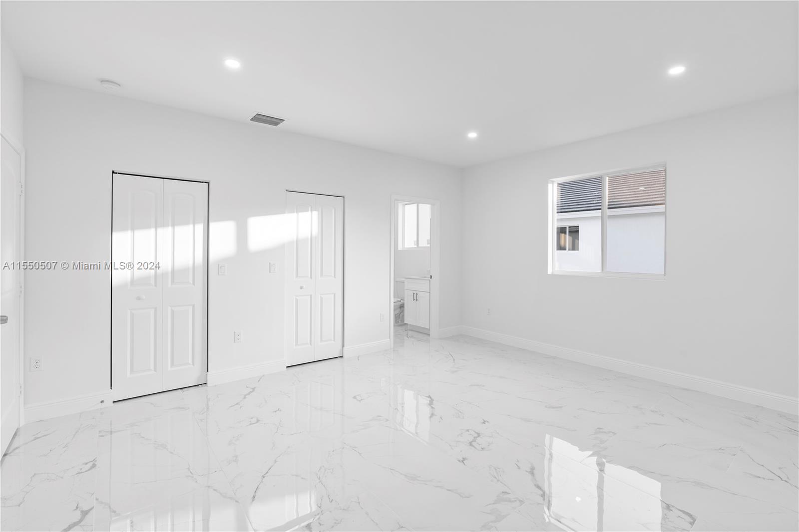 Homestead, FL, 33030 United States, 4 Bedrooms Bedrooms, ,2 BathroomsBathrooms,Residential,For Sale,A11550507