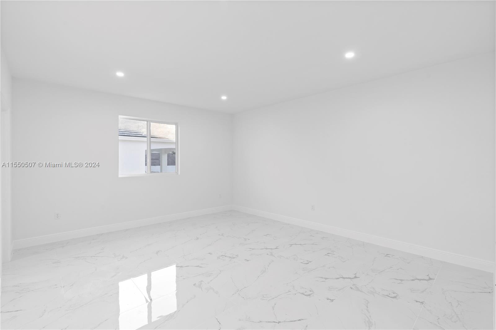 Homestead, FL, 33030 United States, 4 Bedrooms Bedrooms, ,2 BathroomsBathrooms,Residential,For Sale,A11550507