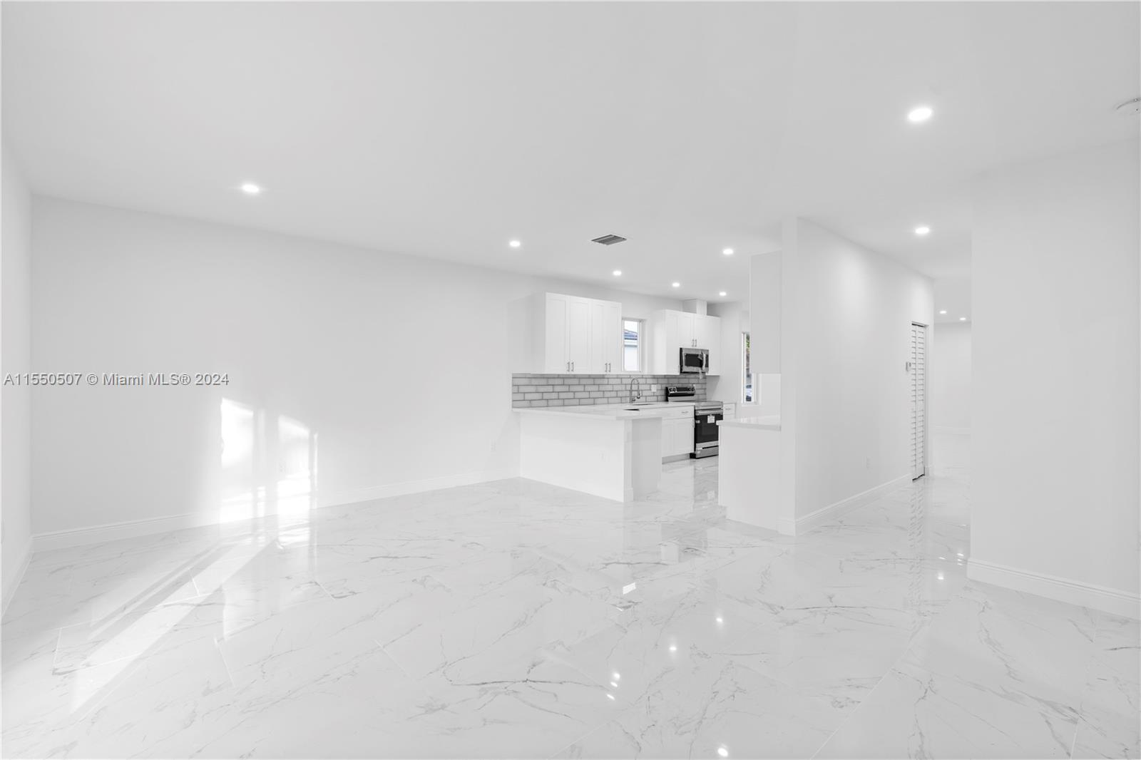 Homestead, FL, 33030 United States, 4 Bedrooms Bedrooms, ,2 BathroomsBathrooms,Residential,For Sale,A11550507