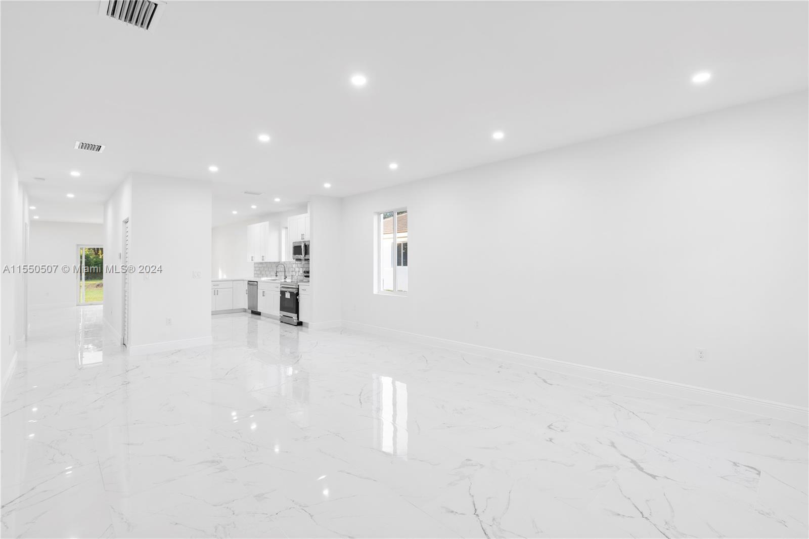 Homestead, FL, 33030 United States, 4 Bedrooms Bedrooms, ,2 BathroomsBathrooms,Residential,For Sale,A11550507