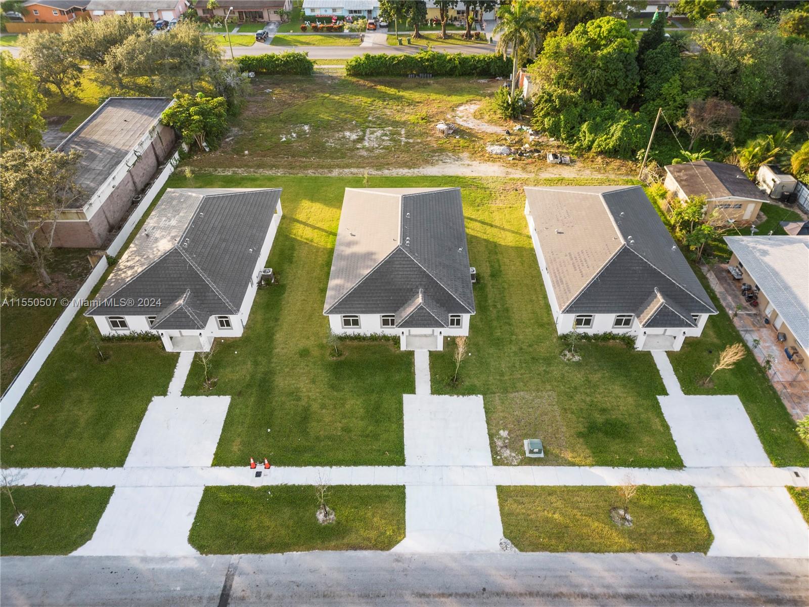 Homestead, FL, 33030 United States, 4 Bedrooms Bedrooms, ,2 BathroomsBathrooms,Residential,For Sale,A11550507