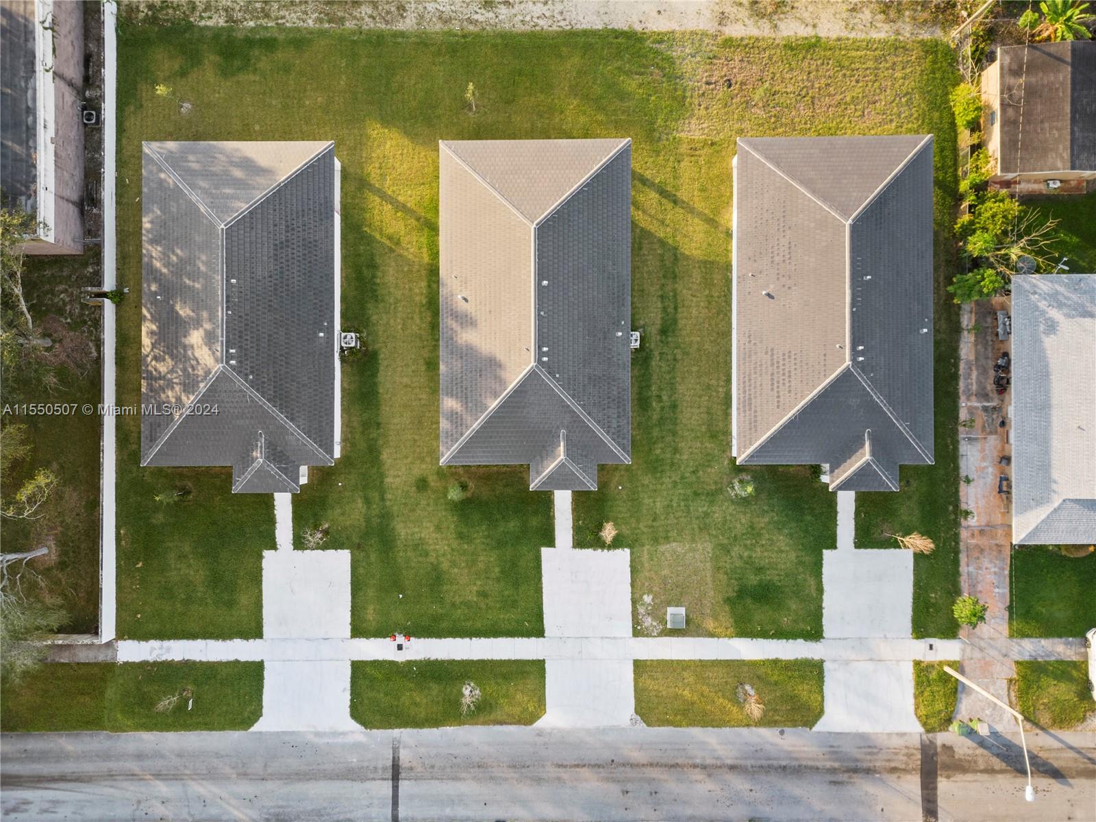 Homestead, Florida 33030, 4 Bedrooms Bedrooms, ,2 BathroomsBathrooms,Residential,For Sale,A11550507