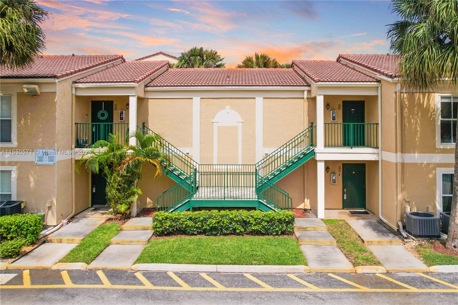 711 Riverside Dr, Coral Springs, FL, 33071 United States, 2 Bedrooms Bedrooms, ,2 BathroomsBathrooms,Residential,For Sale,Riverside Dr,A11550571