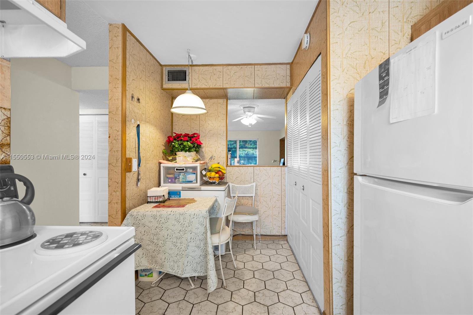 7708 Margate Blvd, Margate, FL, 33063 United States, 2 Bedrooms Bedrooms, ,2 BathroomsBathrooms,Residential,For Sale,Margate Blvd,A11550553