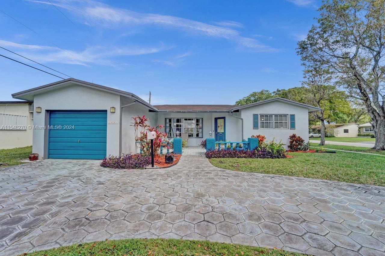 2001 N 32nd Ct, Hollywood, Florida 33021, 3 Bedrooms Bedrooms, ,2 BathroomsBathrooms,Residential,For Sale,2001 N 32nd Ct,A11548270