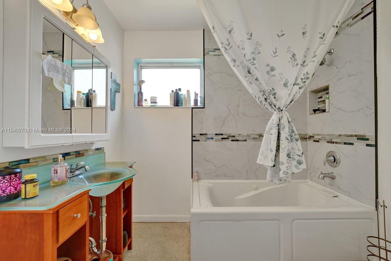 2001 N 32nd Ct, Hollywood, Florida 33021, 3 Bedrooms Bedrooms, ,2 BathroomsBathrooms,Residential,For Sale,2001 N 32nd Ct,A11548270