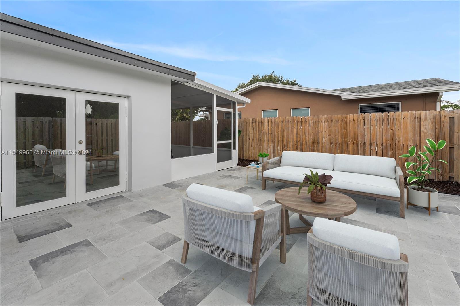 3600 W Park Rd, Hollywood, Florida 33021, 4 Bedrooms Bedrooms, ,2 BathroomsBathrooms,Residential,For Sale,3600 W Park Rd,A11549963