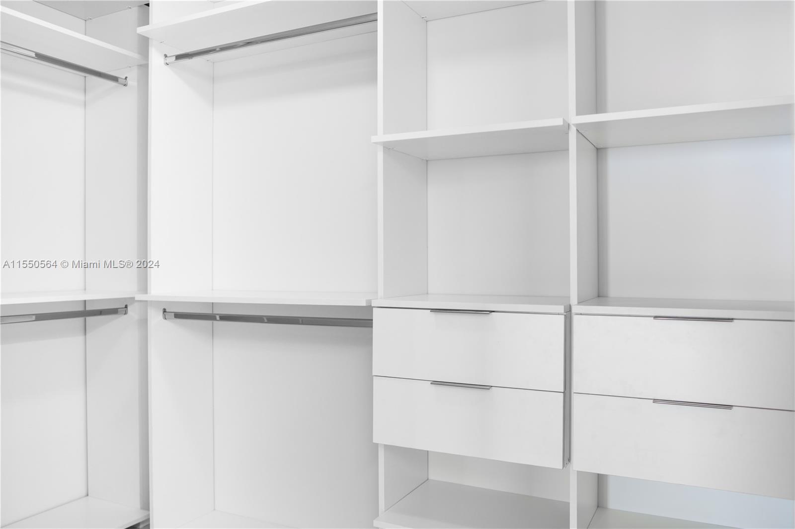 16385 Biscayne Blvd, North Miami Beach, FL, 33160 United States, 1 Bedroom Bedrooms, ,2 BathroomsBathrooms,Residential,For Sale,Biscayne Blvd,A11550564