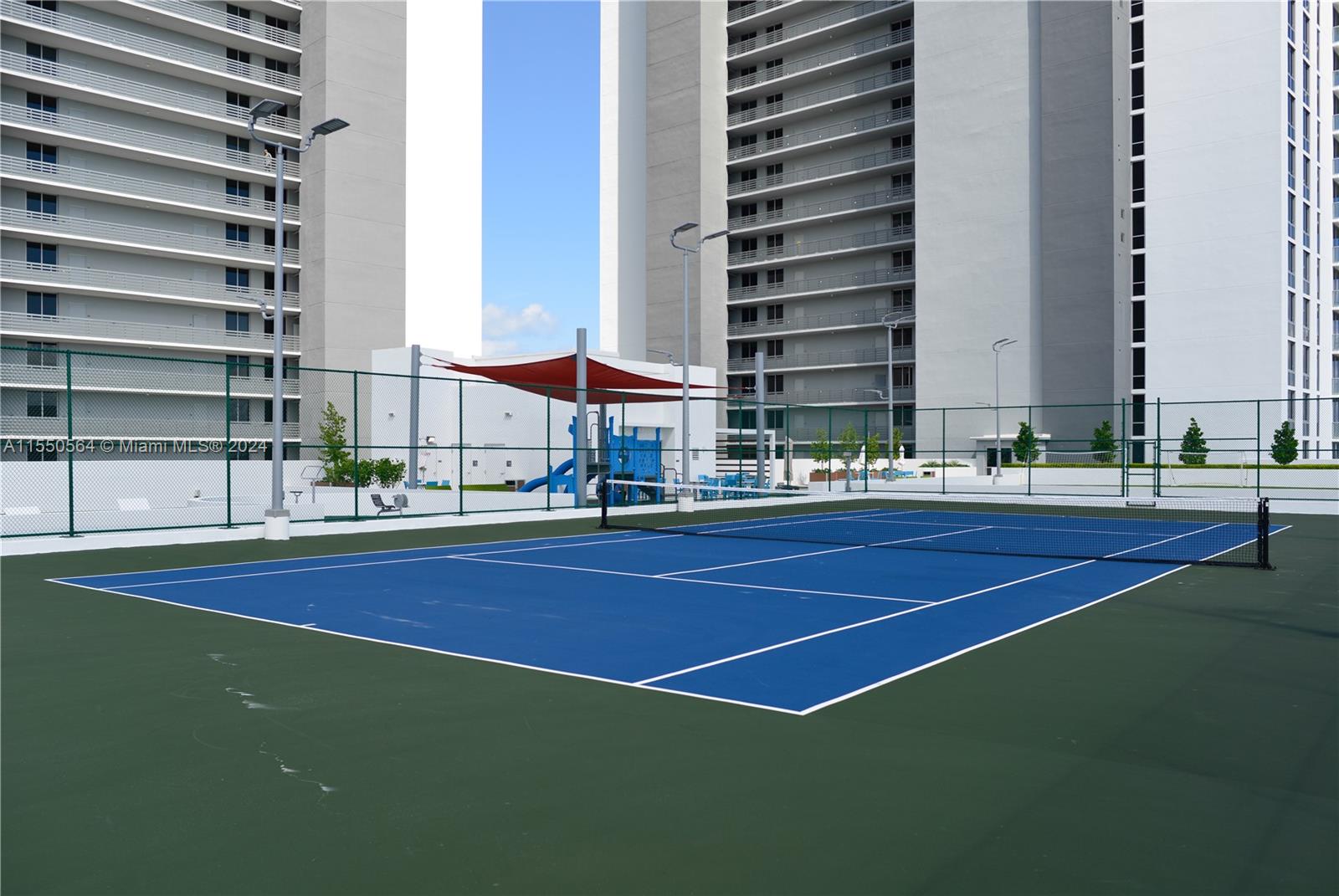 16385 Biscayne Blvd, North Miami Beach, FL, 33160 United States, 1 Bedroom Bedrooms, ,2 BathroomsBathrooms,Residential,For Sale,Biscayne Blvd,A11550564