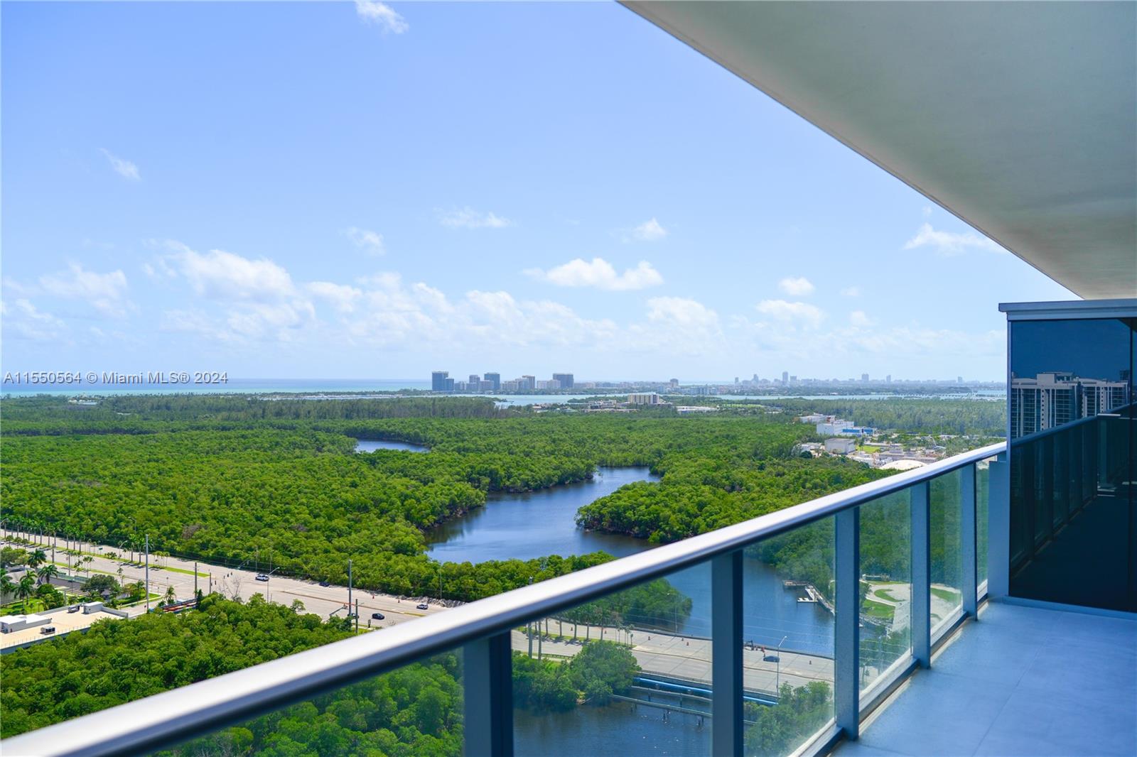 16385 Biscayne Blvd, North Miami Beach, FL, 33160 United States, 1 Bedroom Bedrooms, ,2 BathroomsBathrooms,Residential,For Sale,Biscayne Blvd,A11550564
