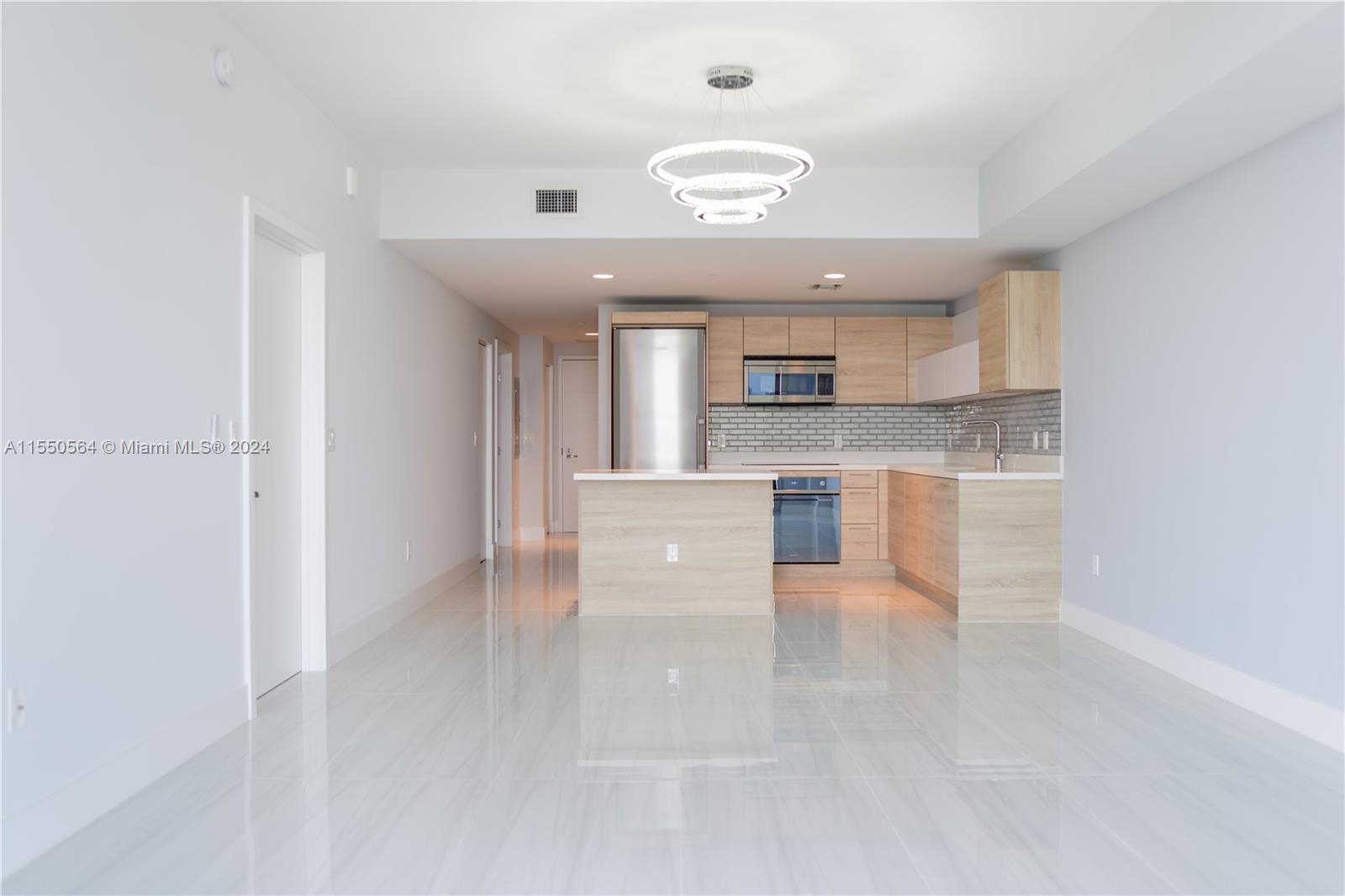16385 Biscayne Blvd, North Miami Beach, FL, 33160 United States, 1 Bedroom Bedrooms, ,2 BathroomsBathrooms,Residential,For Sale,Biscayne Blvd,A11550564