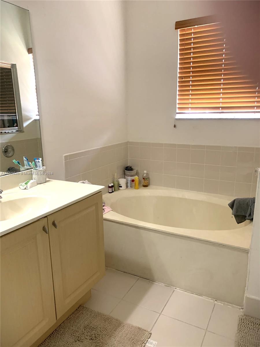 23902 SW 107th Ct, Homestead, Florida 33032, 5 Bedrooms Bedrooms, ,3 BathroomsBathrooms,Residential,For Sale,23902 SW 107th Ct,A11550446