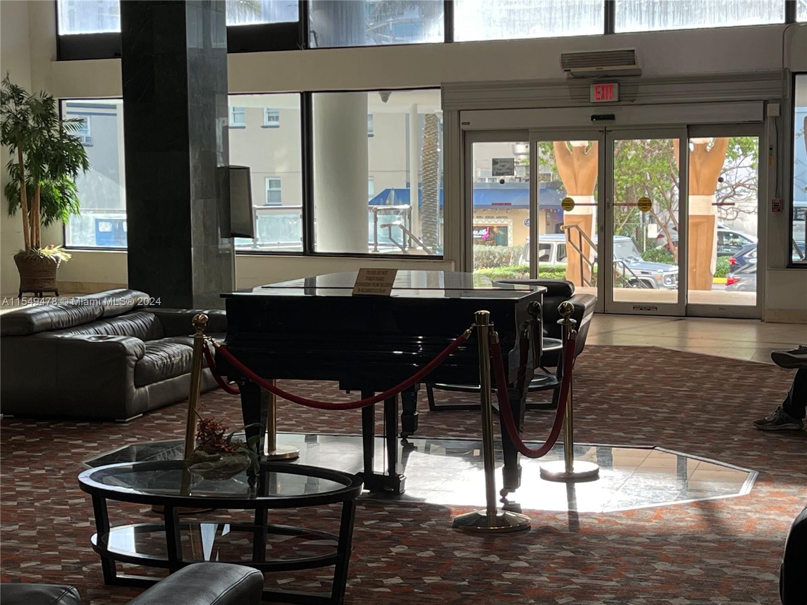 6345 Collins Ave CU-30, Miami Beach, Florida 33141, ,1 BathroomBathrooms,Residential,For Sale,6345 Collins Ave CU-30,A11549478