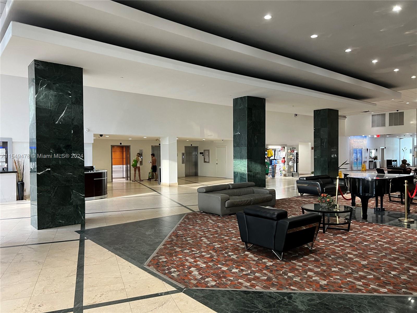 6345 Collins Ave CU-30, Miami Beach, Florida 33141, ,1 BathroomBathrooms,Residential,For Sale,6345 Collins Ave CU-30,A11549478