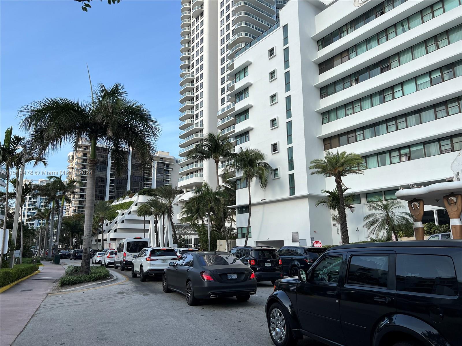 6345 Collins Ave CU-30, Miami Beach, Florida 33141, ,1 BathroomBathrooms,Residential,For Sale,6345 Collins Ave CU-30,A11549478