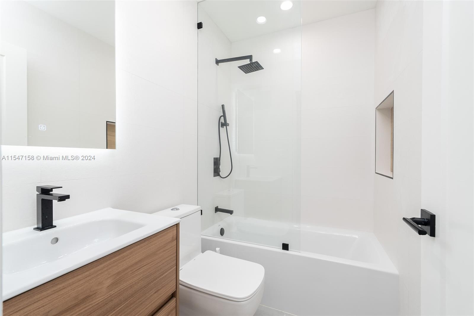 1900 SW 18th Ave, Miami, Florida 33145, 4 Bedrooms Bedrooms, ,3 BathroomsBathrooms,Residential,For Sale,1900 SW 18th Ave,A11547158