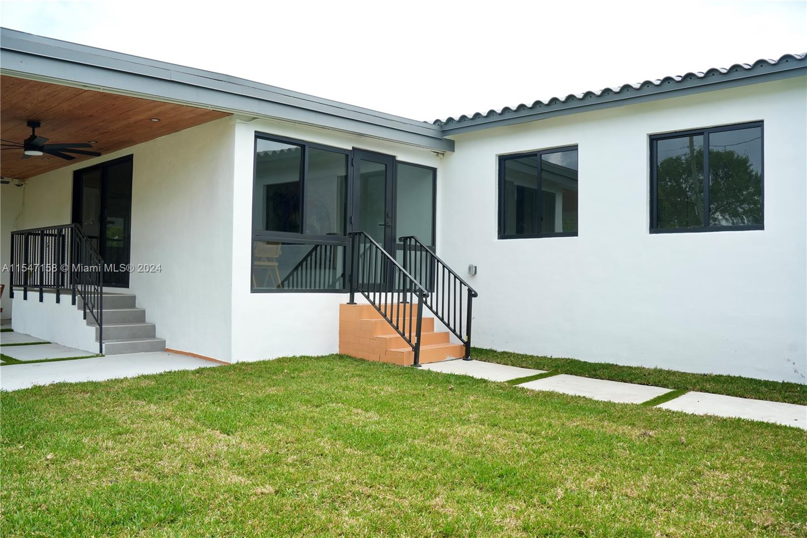 1900 SW 18th Ave, Miami, Florida 33145, 4 Bedrooms Bedrooms, ,3 BathroomsBathrooms,Residential,For Sale,1900 SW 18th Ave,A11547158