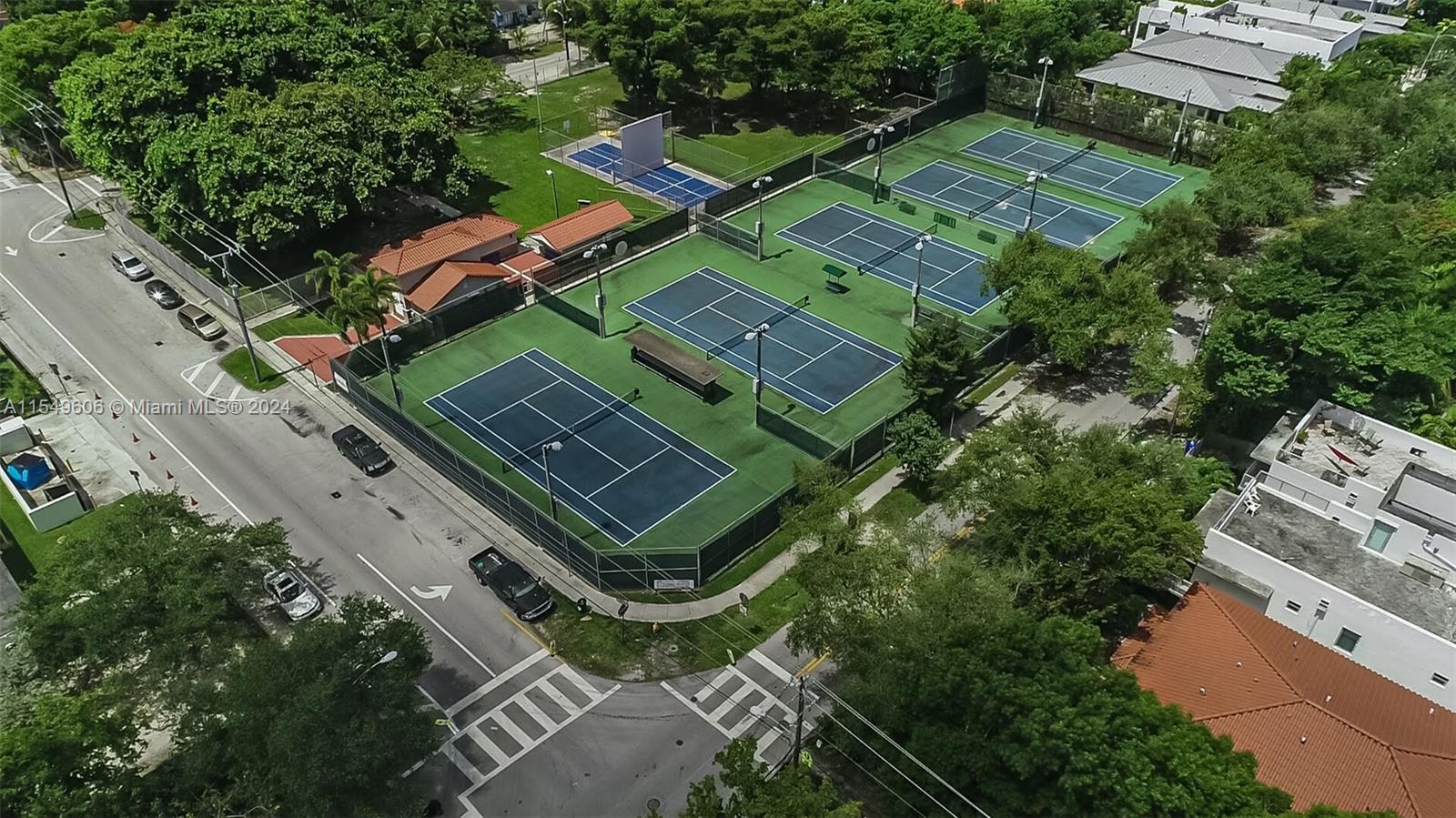 3001 SW 27th Ave 308, Miami, Florida 33133, 1 Bedroom Bedrooms, ,1 BathroomBathrooms,Residential,For Sale,3001 SW 27th Ave 308,A11549606