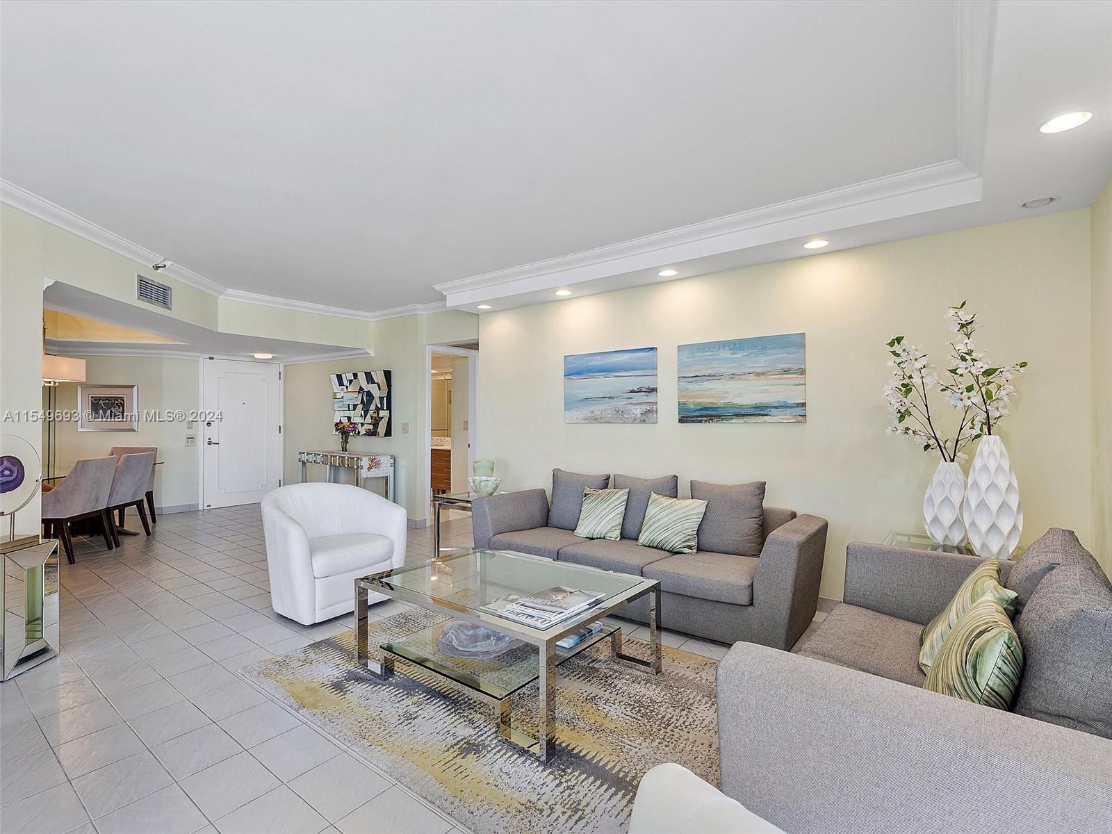 19355 Turnberry Way 24B, Aventura, Florida 33180, 2 Bedrooms Bedrooms, ,2 BathroomsBathrooms,Residential,For Sale,19355 Turnberry Way 24B,A11549693