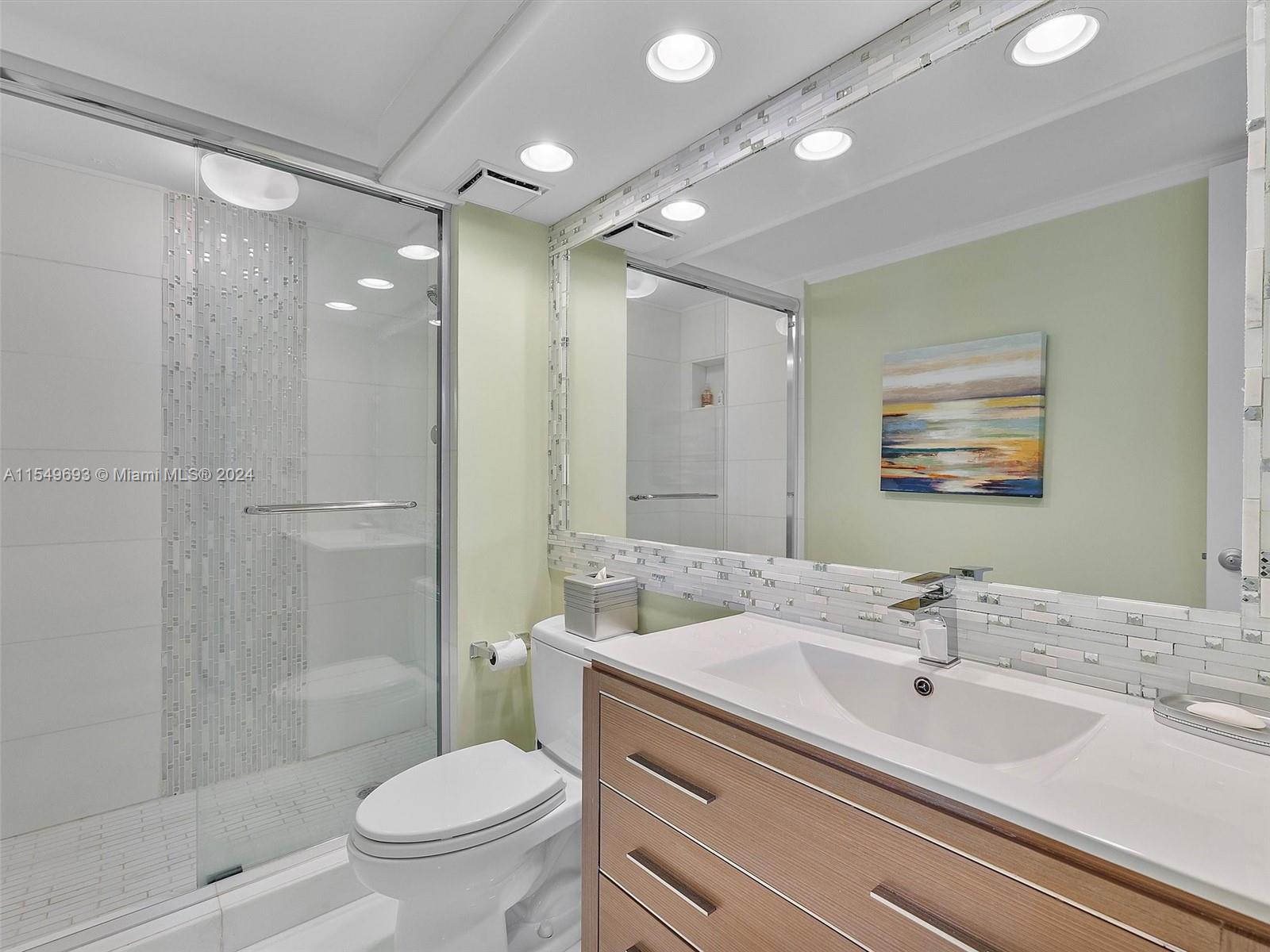 19355 Turnberry Way 24B, Aventura, Florida 33180, 2 Bedrooms Bedrooms, ,2 BathroomsBathrooms,Residential,For Sale,19355 Turnberry Way 24B,A11549693