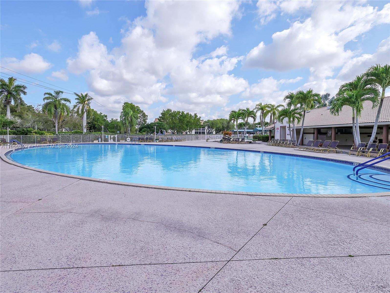 7380 N Devon Dr 307, Tamarac, Florida 33321, 2 Bedrooms Bedrooms, ,2 BathroomsBathrooms,Residential,For Sale,7380 N Devon Dr 307,A11550392