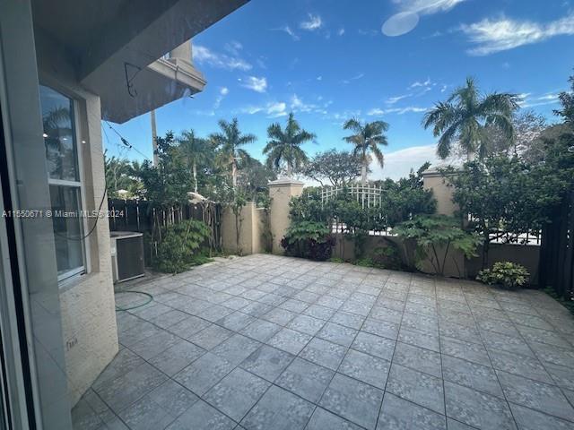 10111 32nd Ter, Doral, FL, 33172 United States, 4 Bedrooms Bedrooms, ,2 BathroomsBathrooms,Residential,For Sale,32nd Ter,A11550671