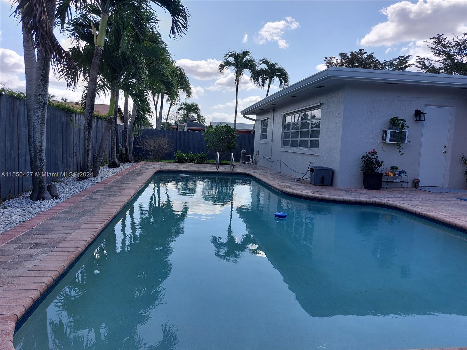 11111 19th St, Pembroke Pines, FL, 33026 United States, 3 Bedrooms Bedrooms, ,2 BathroomsBathrooms,Residential,For Sale,19th St,A11550427