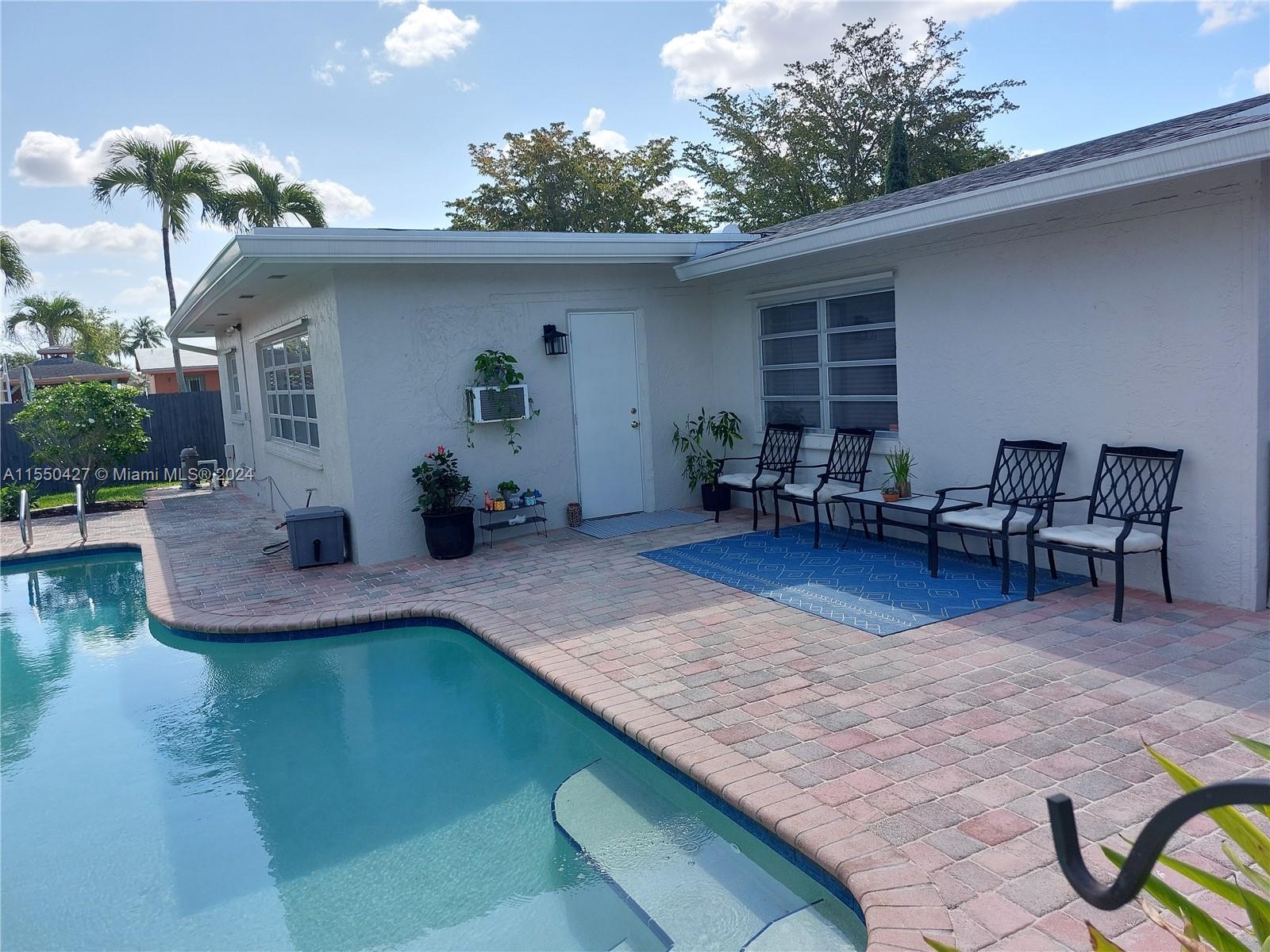 11111 19th St, Pembroke Pines, FL, 33026 United States, 3 Bedrooms Bedrooms, ,2 BathroomsBathrooms,Residential,For Sale,19th St,A11550427