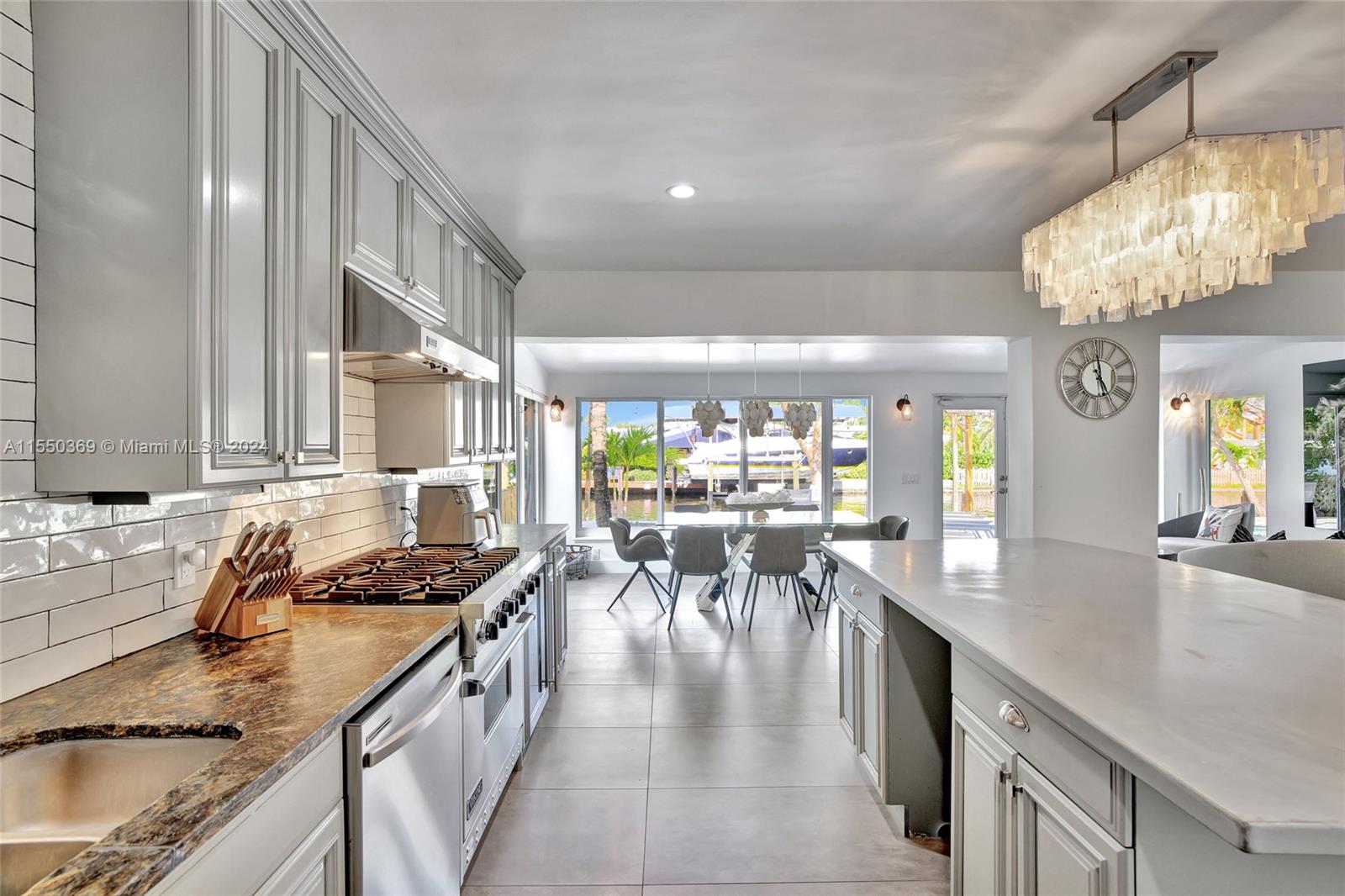 1919 NE 21st St, Fort Lauderdale, Florida 33305, 3 Bedrooms Bedrooms, ,4 BathroomsBathrooms,Residential,For Sale,1919 NE 21st St,A11550369