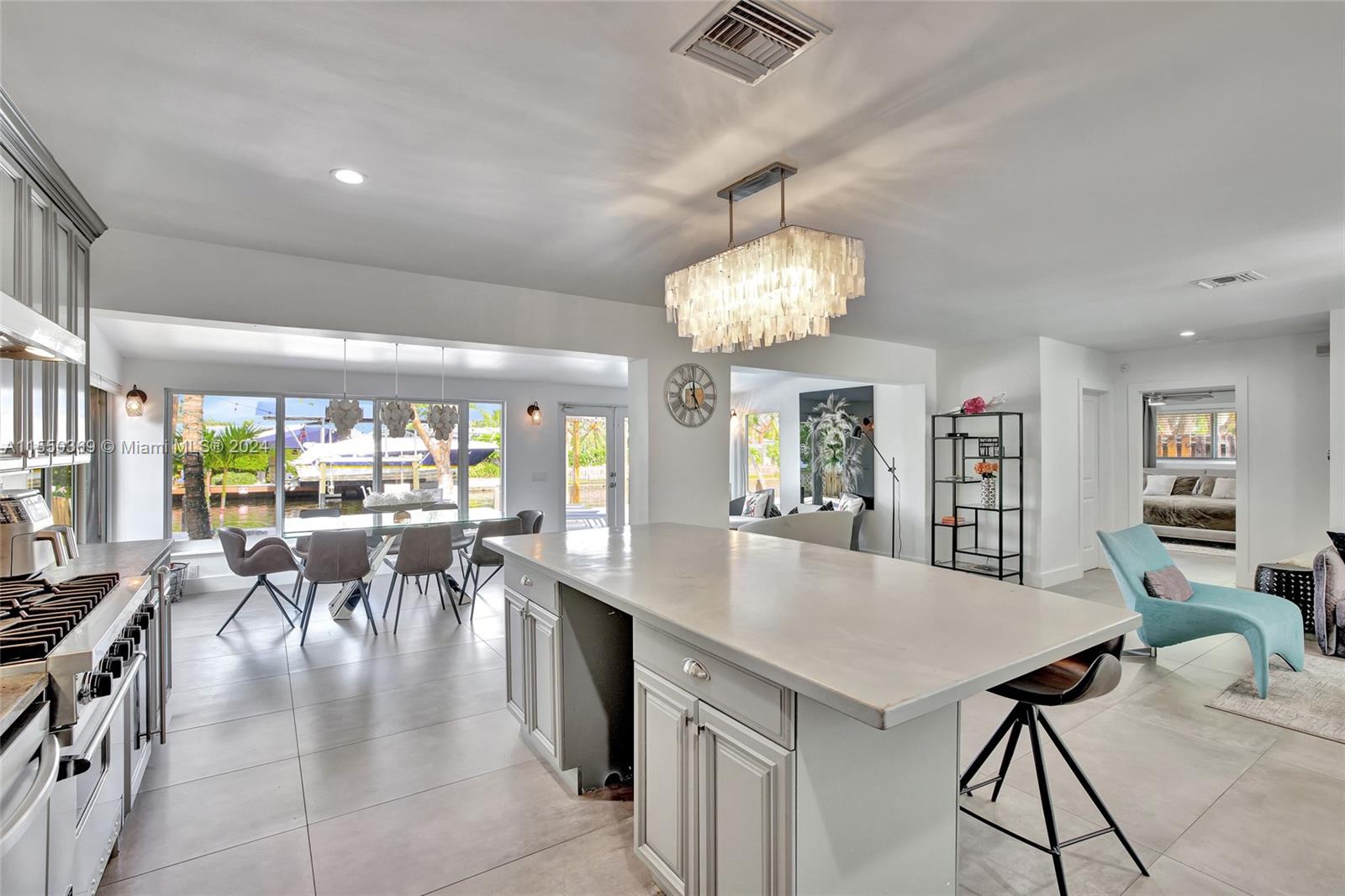 1919 NE 21st St, Fort Lauderdale, Florida 33305, 3 Bedrooms Bedrooms, ,4 BathroomsBathrooms,Residential,For Sale,1919 NE 21st St,A11550369