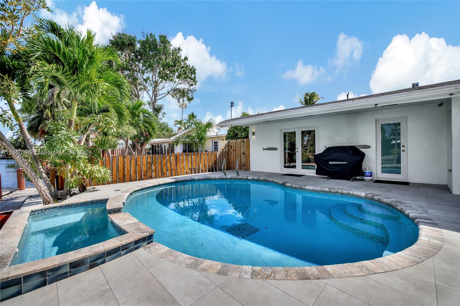 1919 NE 21st St, Fort Lauderdale, Florida 33305, 3 Bedrooms Bedrooms, ,4 BathroomsBathrooms,Residential,For Sale,1919 NE 21st St,A11550369