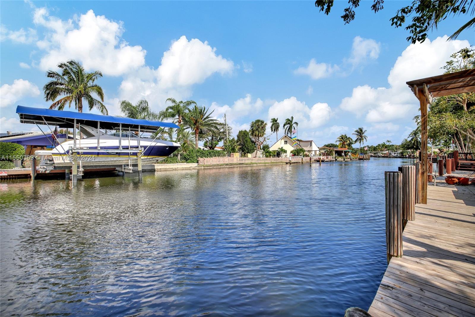 1919 NE 21st St, Fort Lauderdale, Florida 33305, 3 Bedrooms Bedrooms, ,4 BathroomsBathrooms,Residential,For Sale,1919 NE 21st St,A11550369