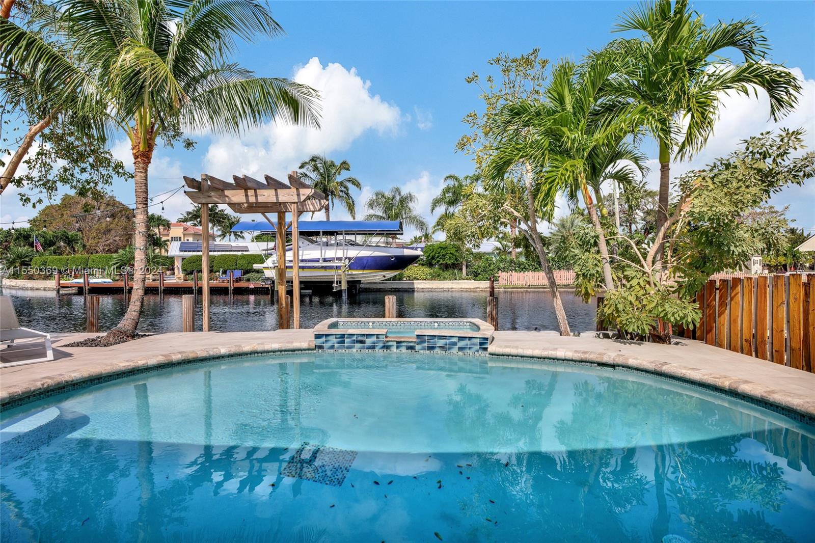 1919 NE 21st St, Fort Lauderdale, Florida 33305, 3 Bedrooms Bedrooms, ,4 BathroomsBathrooms,Residential,For Sale,1919 NE 21st St,A11550369