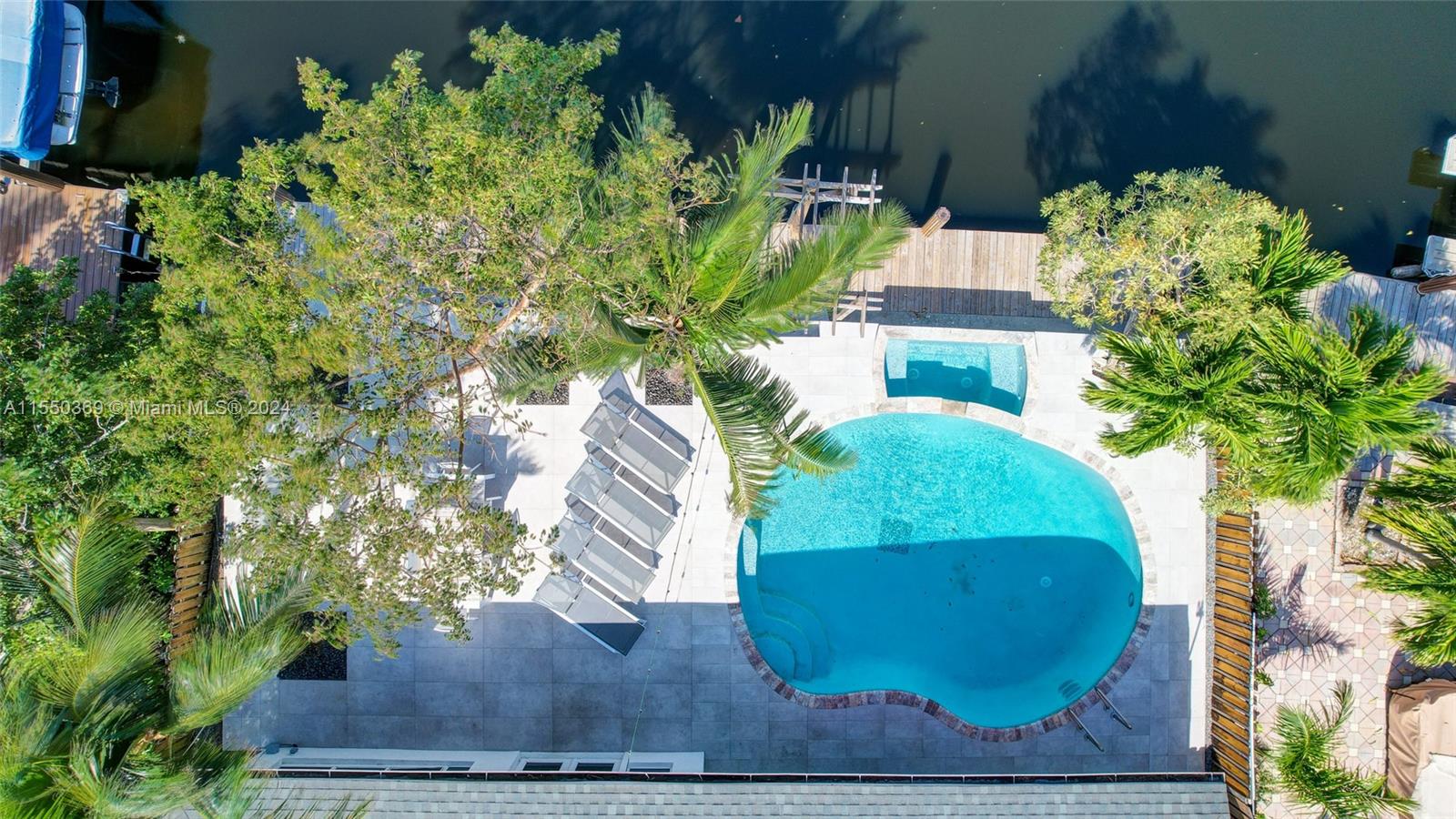 1919 NE 21st St, Fort Lauderdale, Florida 33305, 3 Bedrooms Bedrooms, ,4 BathroomsBathrooms,Residential,For Sale,1919 NE 21st St,A11550369