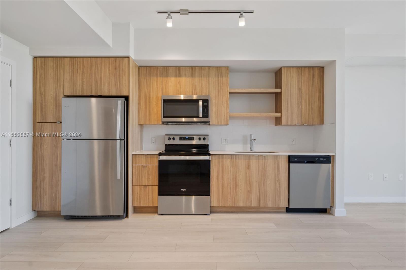 Rent A11550687 Vizcayne Everglades On The Bay, Condo 2104 Listed For