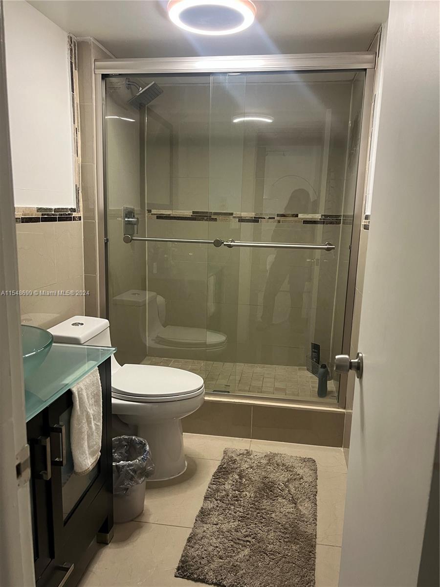 18601 NE 14th Ave 411, Miami, Florida 33179, 2 Bedrooms Bedrooms, ,2 BathroomsBathrooms,Residentiallease,For Rent,18601 NE 14th Ave 411,A11548699