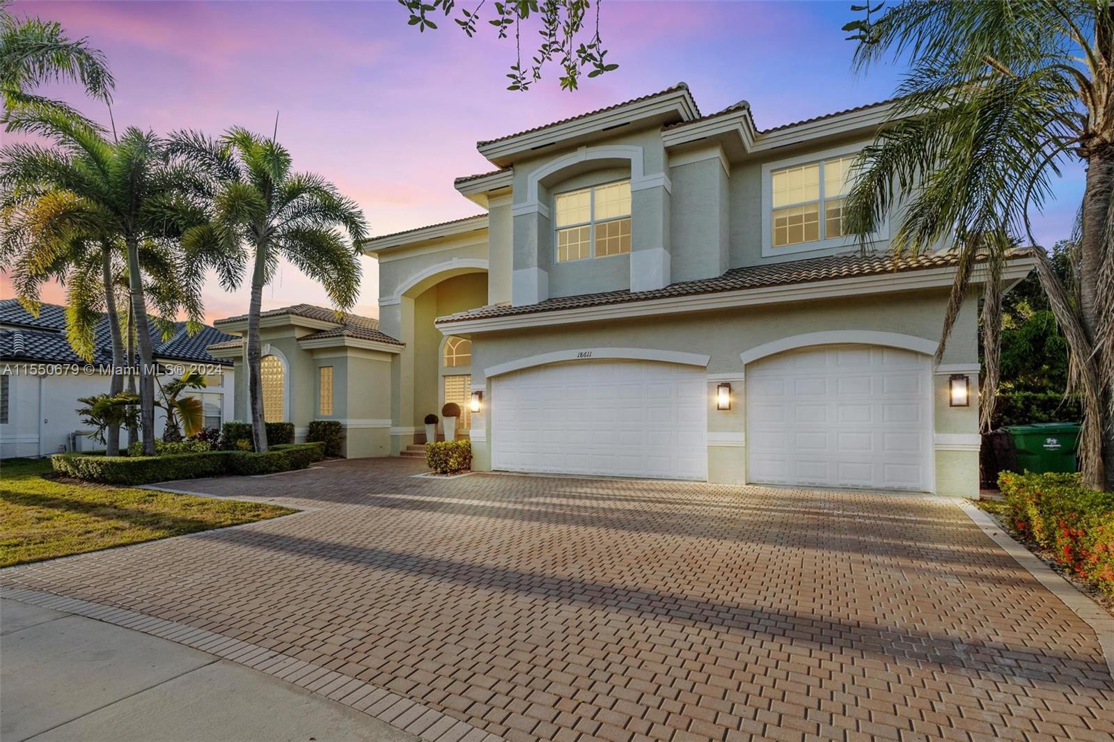 Miramar, FL, 33029 United States, 5 Bedrooms Bedrooms, ,4 BathroomsBathrooms,Residential,For Sale,A11550679