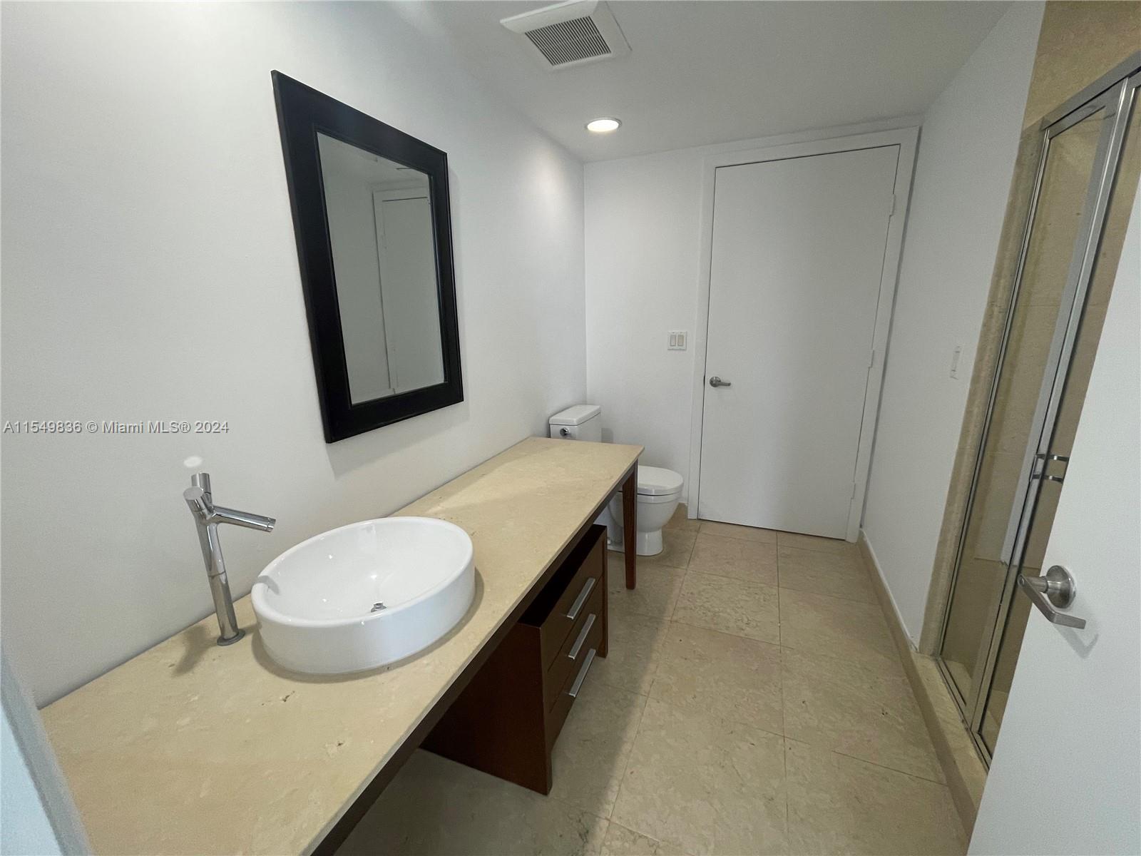 465 Brickell Ave 1705, Miami, Florida 33131, 2 Bedrooms Bedrooms, ,2 BathroomsBathrooms,Residentiallease,For Rent,465 Brickell Ave 1705,A11549836