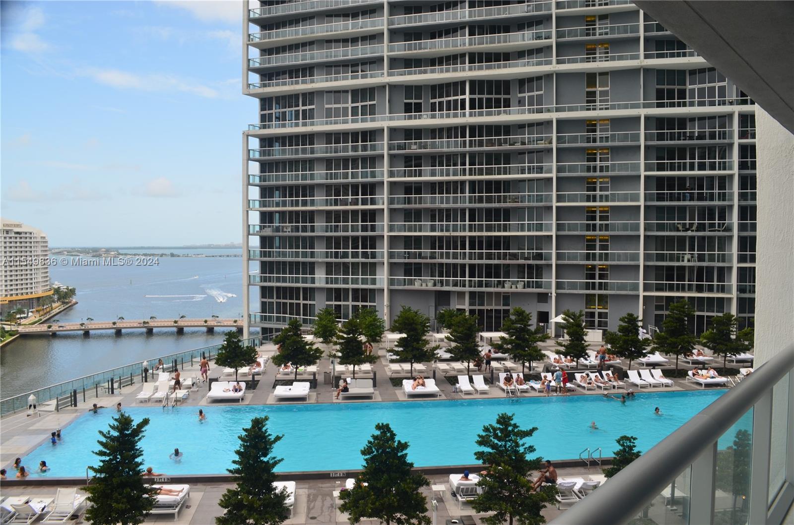 465 Brickell Ave 1705, Miami, Florida 33131, 2 Bedrooms Bedrooms, ,2 BathroomsBathrooms,Residentiallease,For Rent,465 Brickell Ave 1705,A11549836