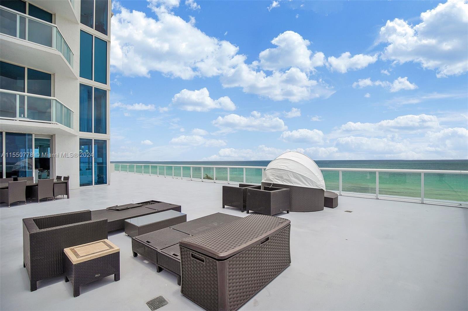 6515 Collins Ave 603, Miami Beach, Florida 33141, 2 Bedrooms Bedrooms, ,2 BathroomsBathrooms,Residentiallease,For Rent,6515 Collins Ave 603,A11550778