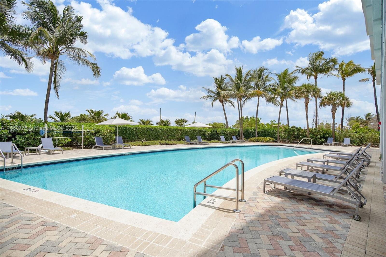 6515 Collins Ave 603, Miami Beach, Florida 33141, 2 Bedrooms Bedrooms, ,2 BathroomsBathrooms,Residentiallease,For Rent,6515 Collins Ave 603,A11550778