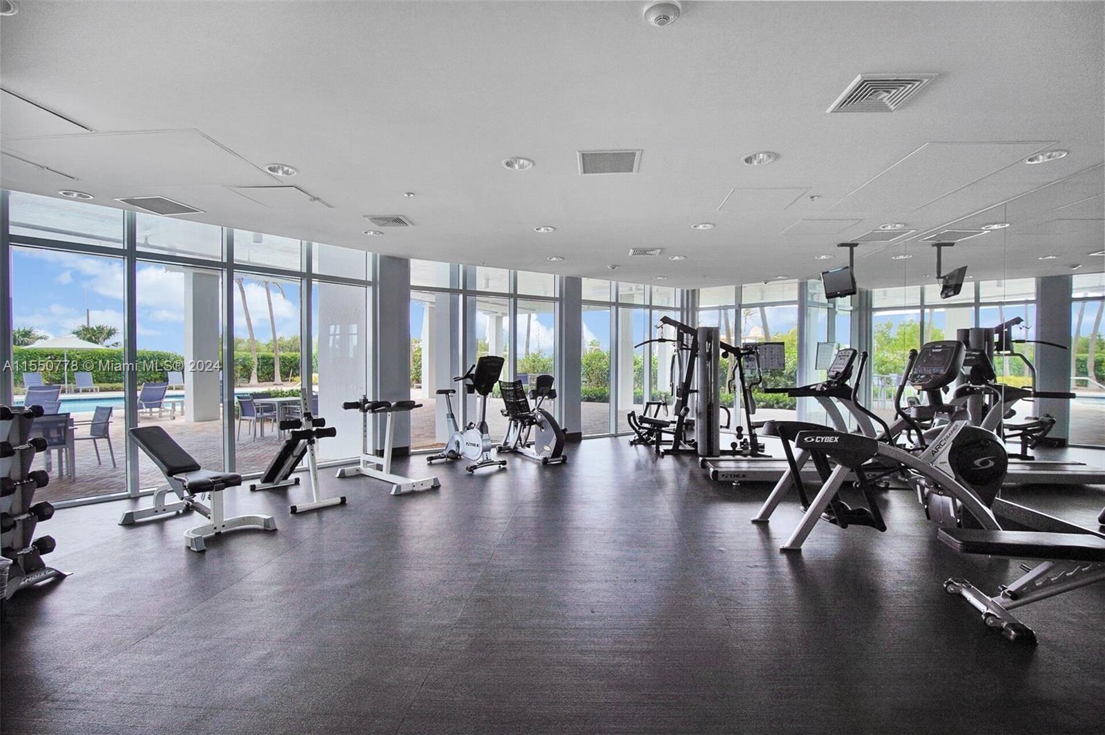 6515 Collins Ave 603, Miami Beach, Florida 33141, 2 Bedrooms Bedrooms, ,2 BathroomsBathrooms,Residentiallease,For Rent,6515 Collins Ave 603,A11550778