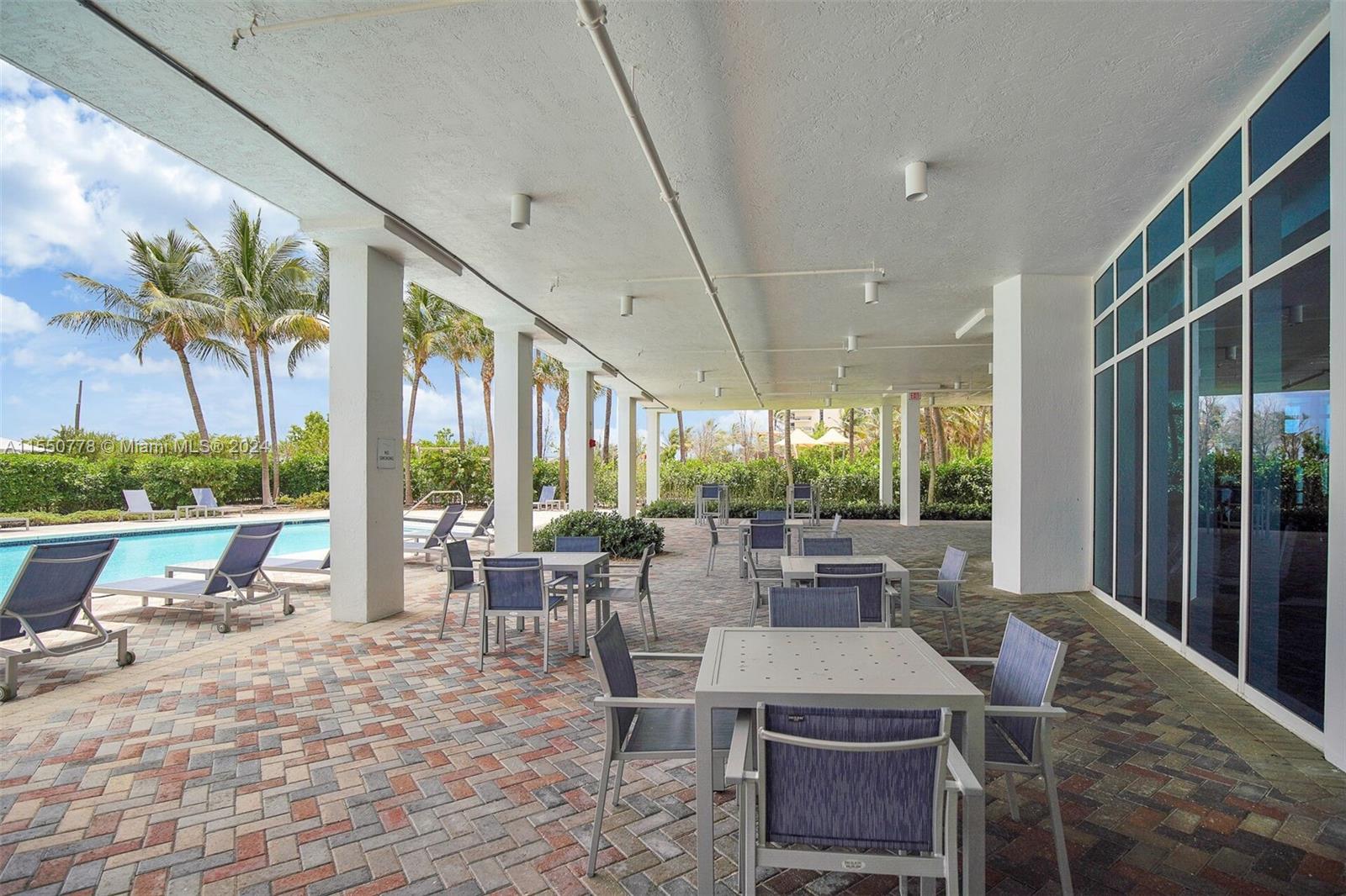 6515 Collins Ave 603, Miami Beach, Florida 33141, 2 Bedrooms Bedrooms, ,2 BathroomsBathrooms,Residentiallease,For Rent,6515 Collins Ave 603,A11550778