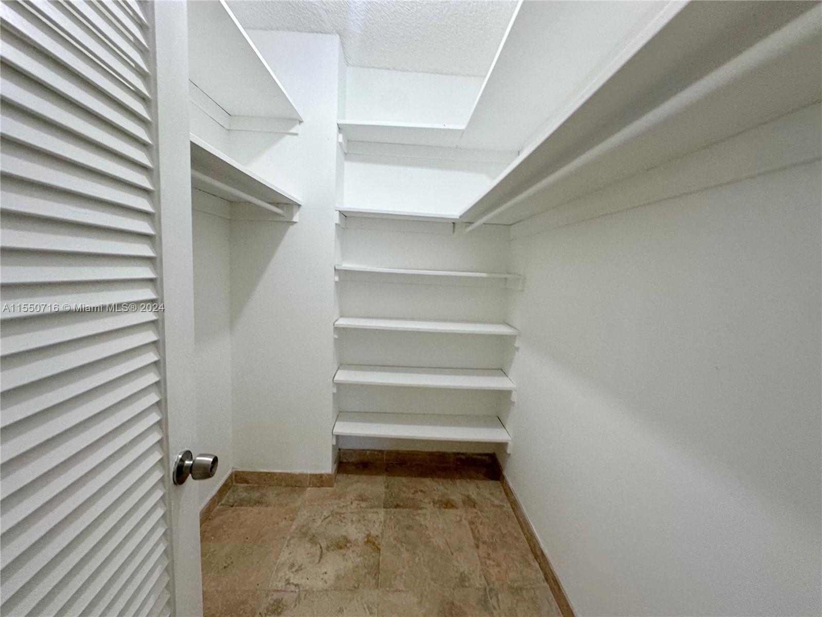 500 Bayview Dr 230, Sunny Isles Beach, Florida 33160, 2 Bedrooms Bedrooms, ,2 BathroomsBathrooms,Residential,For Sale,500 Bayview Dr 230,A11550716