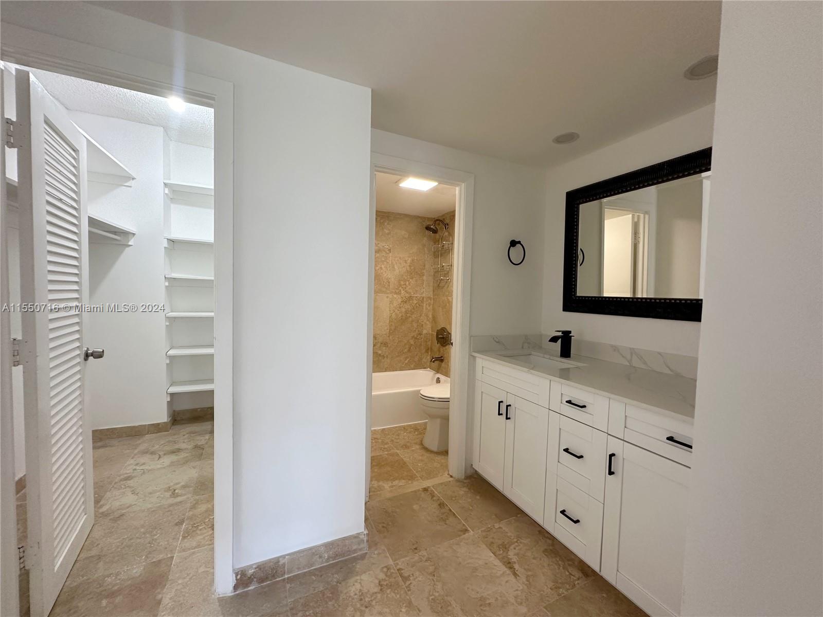 500 Bayview Dr, Sunny Isles Beach, FL, 33160 United States, 2 Bedrooms Bedrooms, ,2 BathroomsBathrooms,Residential,For Sale,Bayview Dr,A11550716